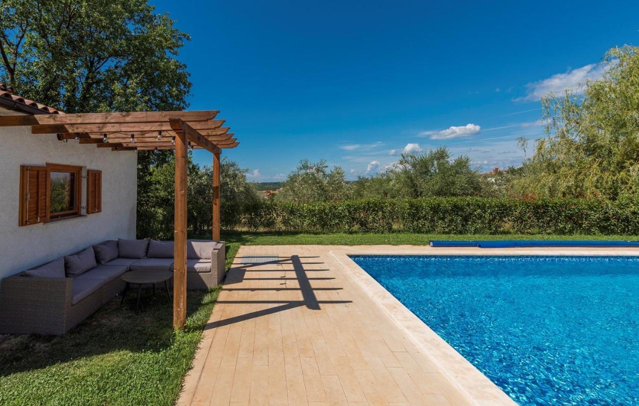 Apartment Complex Vetrina-Shared Pool Nova Vas  Exterior foto